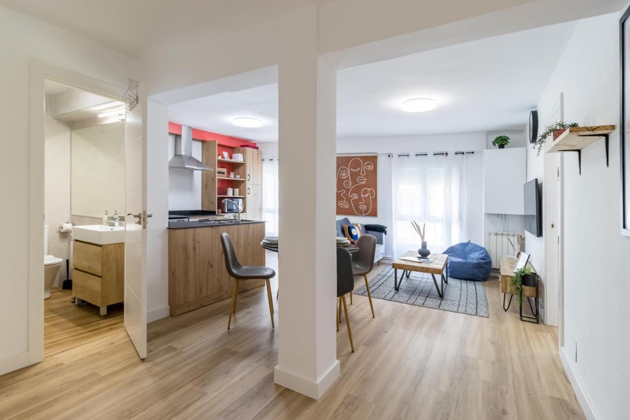 Apartamento Recien Reformado Plaza Del Ayuntamiento Santander Ngoại thất bức ảnh