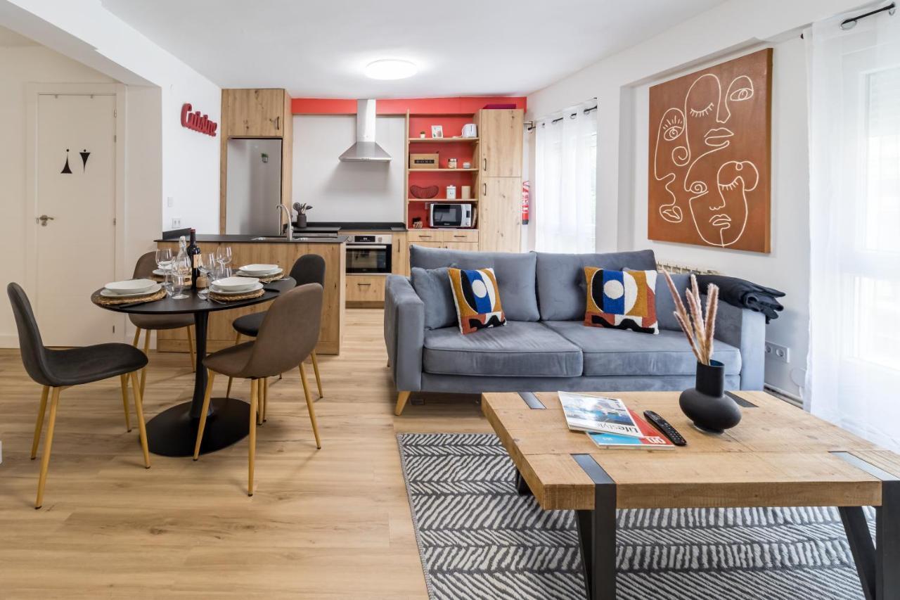 Apartamento Recien Reformado Plaza Del Ayuntamiento Santander Ngoại thất bức ảnh